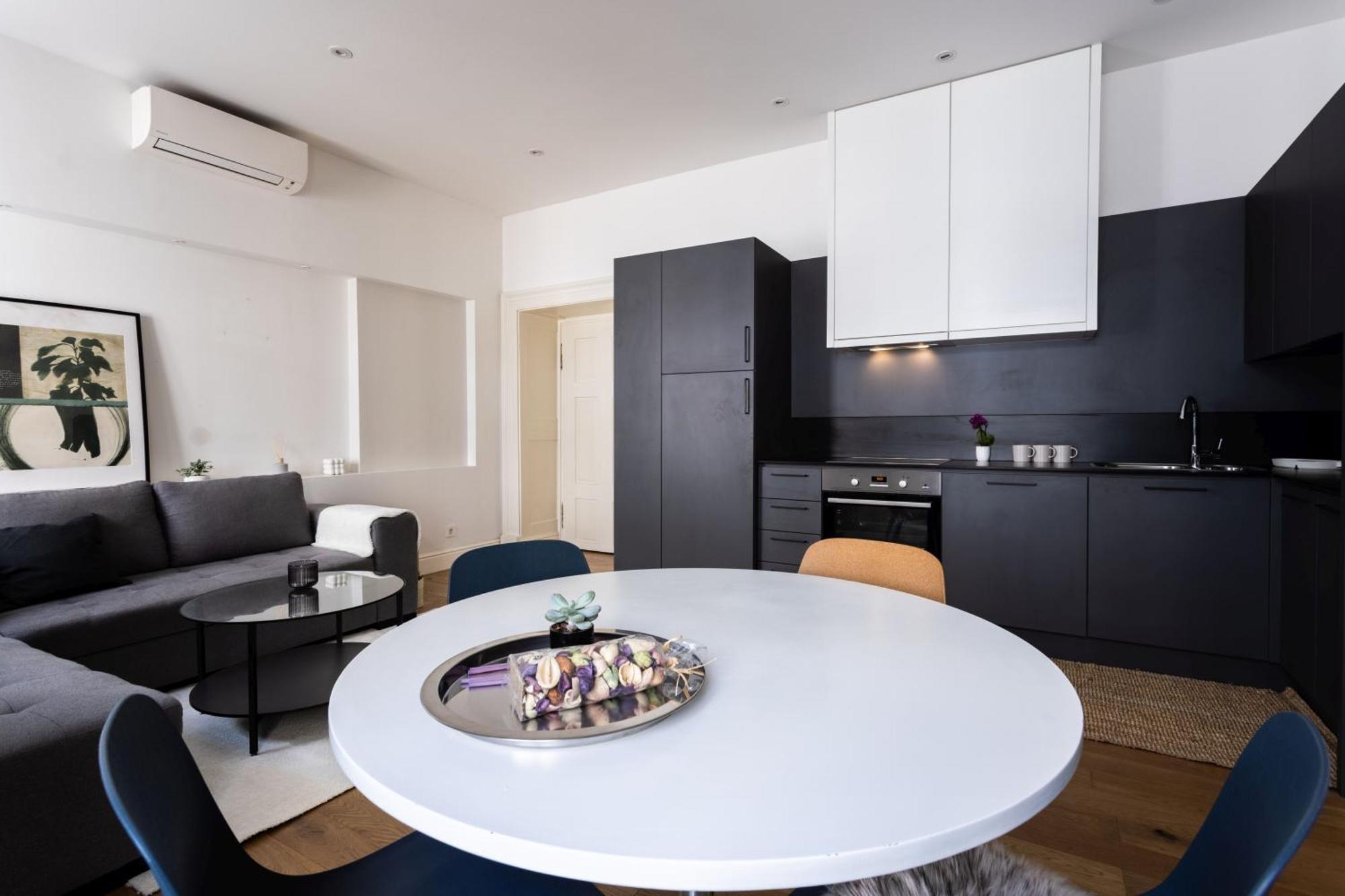 Apartment Ratko By Blueapartments - Free Private Parking Zagreb Exterior photo